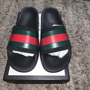 Kids Gucci slides